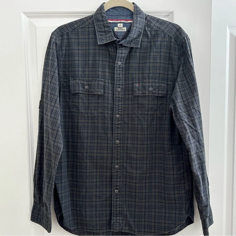 Tommy Hilfiger Green & Navy Checkered Plaid Button Down Shirt